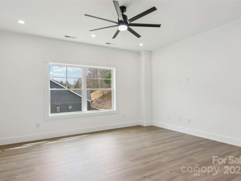 201 Plato Place, Etowah, NC 28729.  MLS# CAR4152788, YatesRealty ID 1737. 