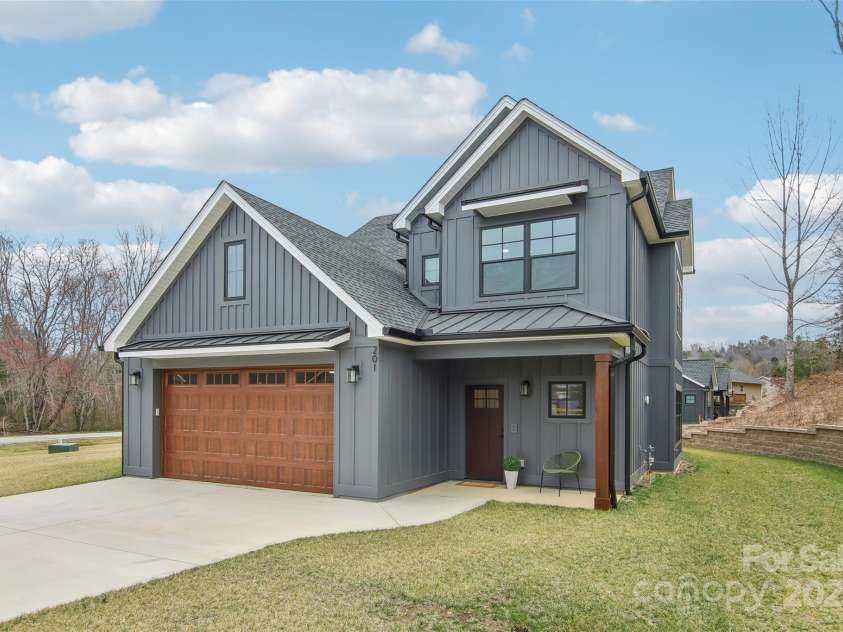 201 Plato Place, Etowah, NC 28729.  MLS# CAR4152788, YatesRealty ID 1737. 