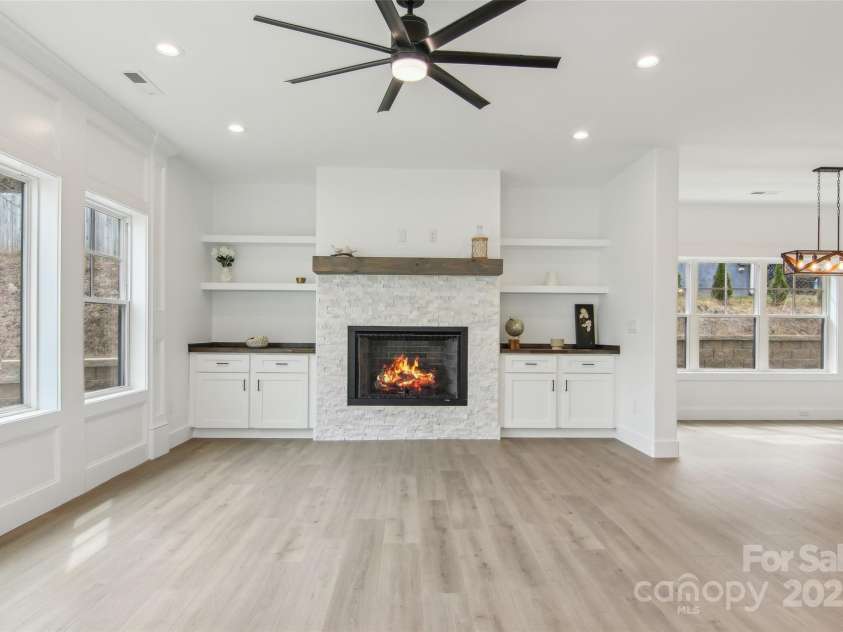 201 Plato Place, Etowah, NC 28729.  MLS# CAR4152788, YatesRealty ID 1737. 