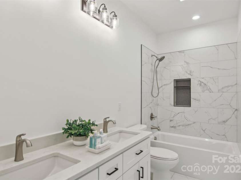 201 Plato Place, Etowah, NC 28729.  MLS# CAR4152788, YatesRealty ID 1737. 