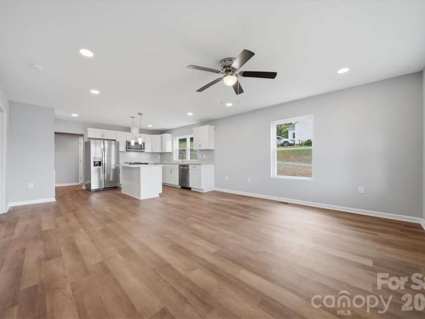 343 Shasta Lane, Lenoir, NC 28645.  MLS# CAR4405922, YatesRealty ID 1737. 