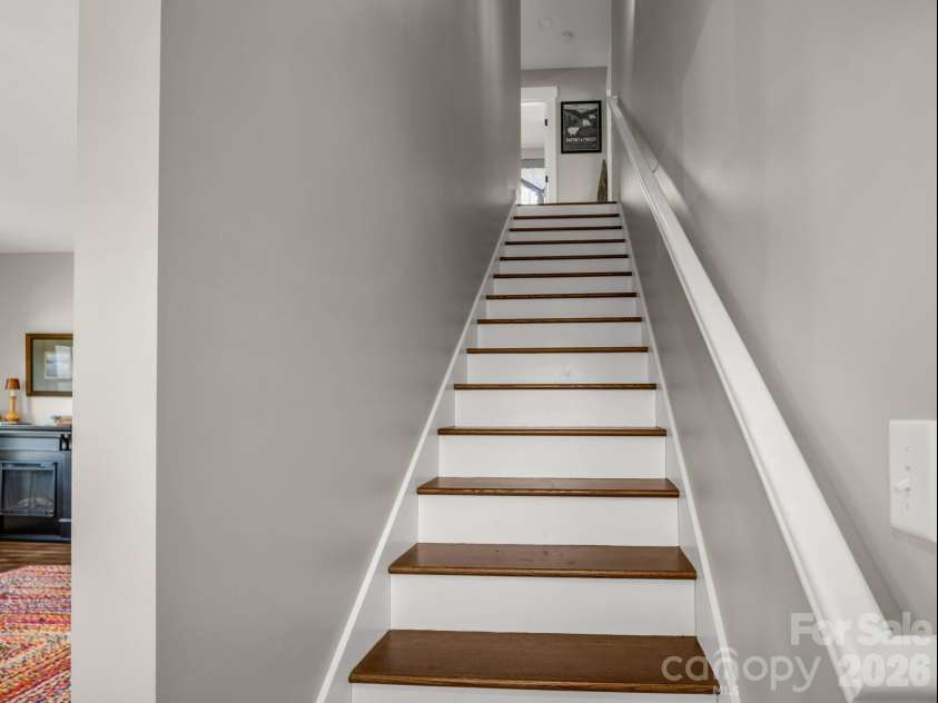 3 Staffordshire Drive, Black Mountain, NC 28711.  MLS# CAR4356015, YatesRealty ID 17370. 