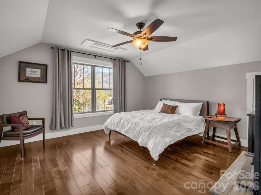 3 Staffordshire Drive, Black Mountain, NC 28711.  MLS# CAR4356015, YatesRealty ID 17370. 