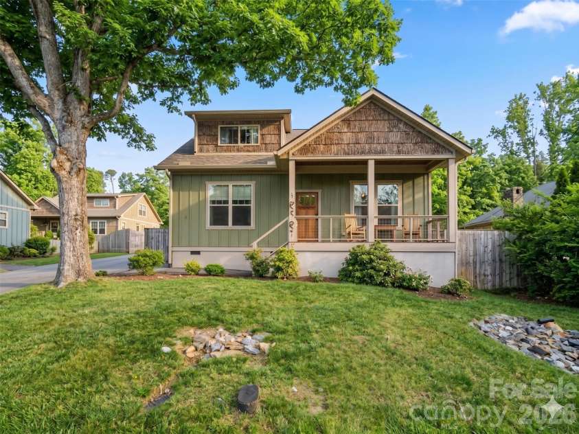3 Staffordshire Drive, Black Mountain, NC 28711.  MLS# CAR4356015, YatesRealty ID 17370. Virtually refreshed