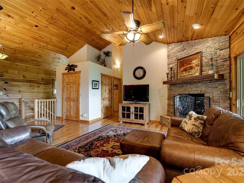 938 Trickle Creek Road, Waynesville, NC 28785.  MLS# CAR4267173, YatesRealty ID 17370. 