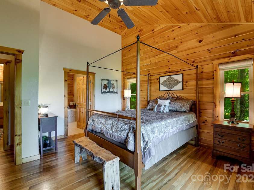 938 Trickle Creek Road, Waynesville, NC 28785.  MLS# CAR4267173, YatesRealty ID 17370. 