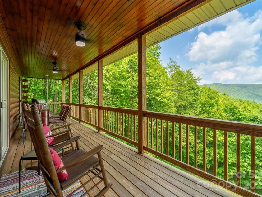 938 Trickle Creek Road, Waynesville, NC 28785.  MLS# CAR4267173, YatesRealty ID 17370. 
