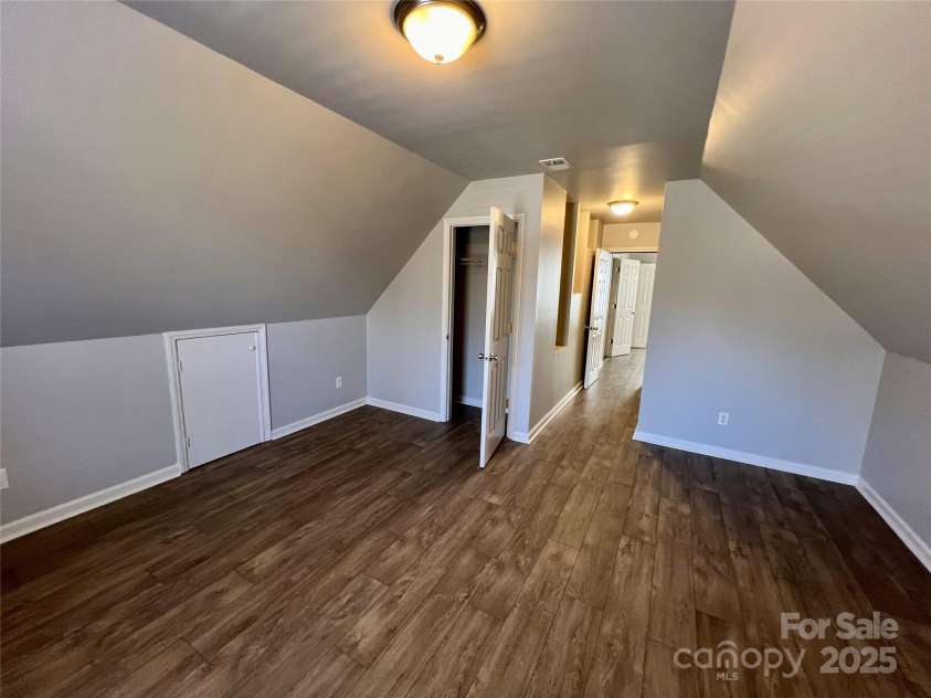 5111 Clearwater Road, Charlotte, NC 28217.  MLS# CAR4264718, YatesRealty ID 17372. 