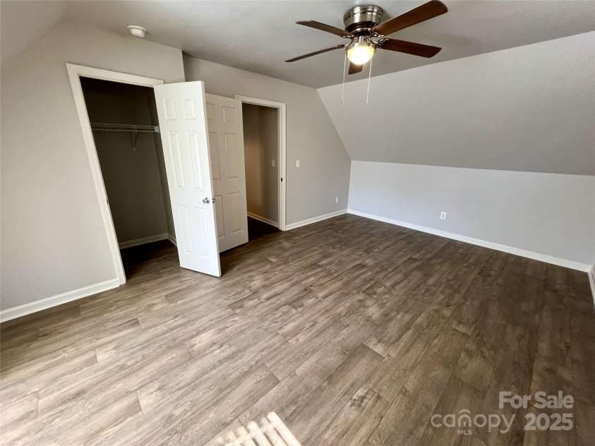 5111 Clearwater Road, Charlotte, NC 28217.  MLS# CAR4264718, YatesRealty ID 17372. 