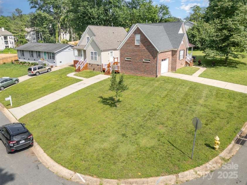 5111 Clearwater Road, Charlotte, NC 28217.  MLS# CAR4264718, YatesRealty ID 17372. 