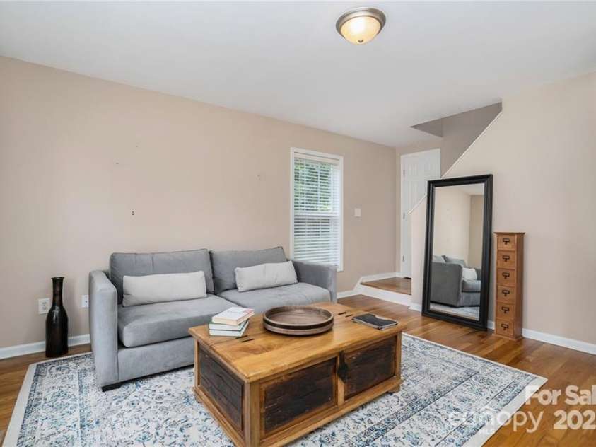 5111 Clearwater Road, Charlotte, NC 28217.  MLS# CAR4264718, YatesRealty ID 17372. 