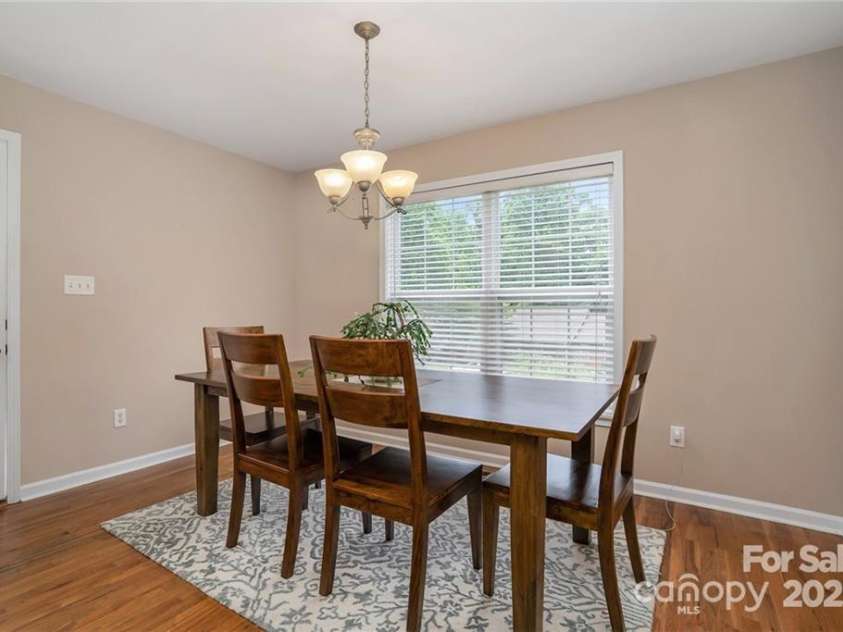 5111 Clearwater Road, Charlotte, NC 28217.  MLS# CAR4264718, YatesRealty ID 17372. 