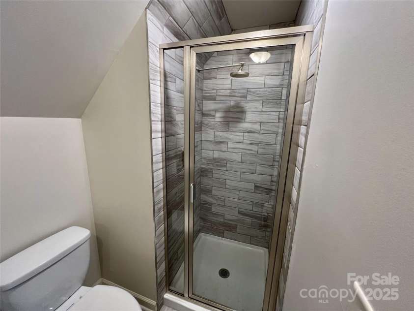 5111 Clearwater Road, Charlotte, NC 28217.  MLS# CAR4264718, YatesRealty ID 17372. 