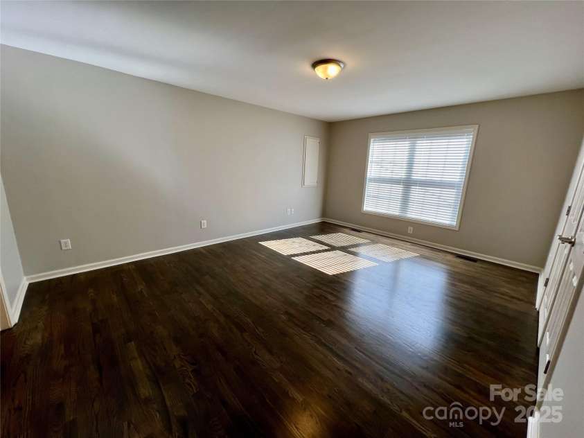 5111 Clearwater Road, Charlotte, NC 28217.  MLS# CAR4264718, YatesRealty ID 17372. 