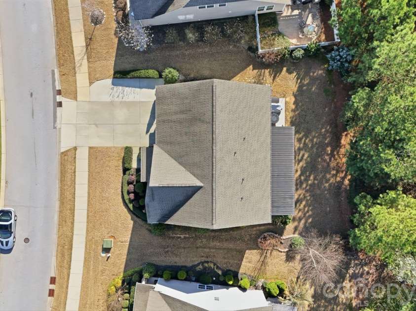 1051 Crawford Drive, Lancaster, SC 29720.  MLS# CAR4359104, YatesRealty ID 17373. 