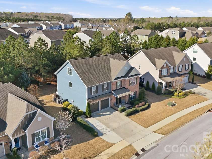 1051 Crawford Drive, Lancaster, SC 29720.  MLS# CAR4359104, YatesRealty ID 17373. 
