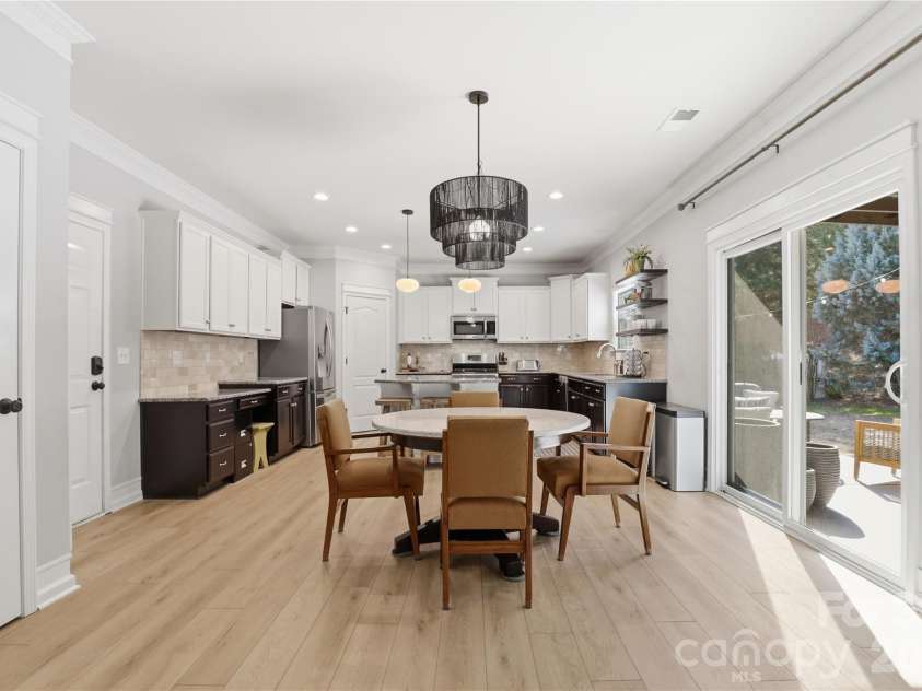 1051 Crawford Drive, Lancaster, SC 29720.  MLS# CAR4359104, YatesRealty ID 17373. Breakfast Nook & Kitchen