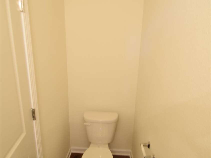 3014 Green Apple Drive, Dallas, NC 28034.  MLS# CAR4266284, YatesRealty ID 17373. 