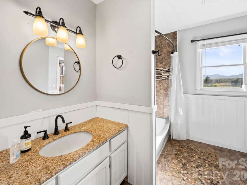 882 Queentown Road, Canton, NC 28716.  MLS# CAR4372509, YatesRealty ID 17374. 