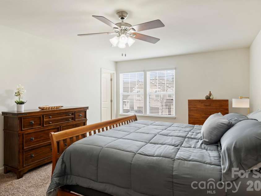 5242 Crystal Lakes Drive, Rock Hill, SC 29732.  MLS# CAR4341407, YatesRealty ID 17375. 