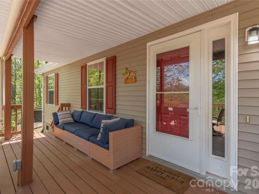 860 Creekside Drive, Maggie Valley, NC 28751.  MLS# CAR4329432, YatesRealty ID 17376. 