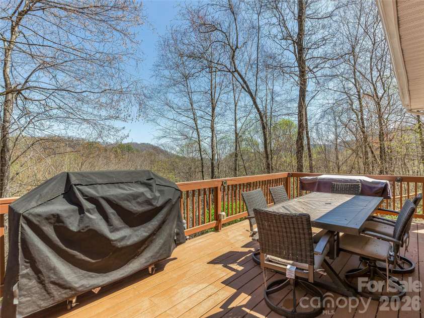 860 Creekside Drive, Maggie Valley, NC 28751.  MLS# CAR4329432, YatesRealty ID 17376. 