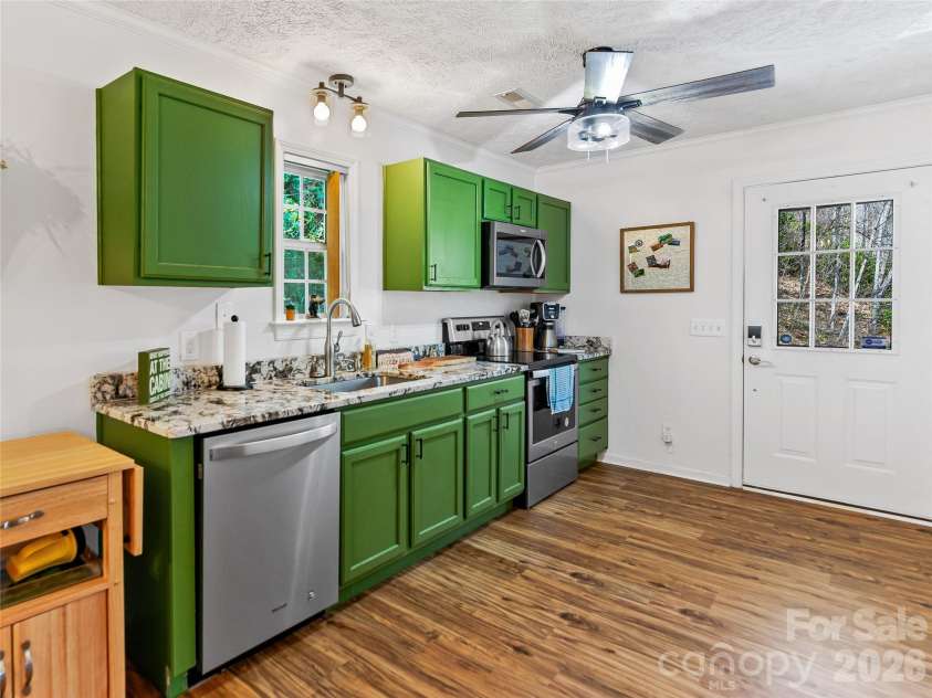 860 Creekside Drive, Maggie Valley, NC 28751.  MLS# CAR4329432, YatesRealty ID 17376. 