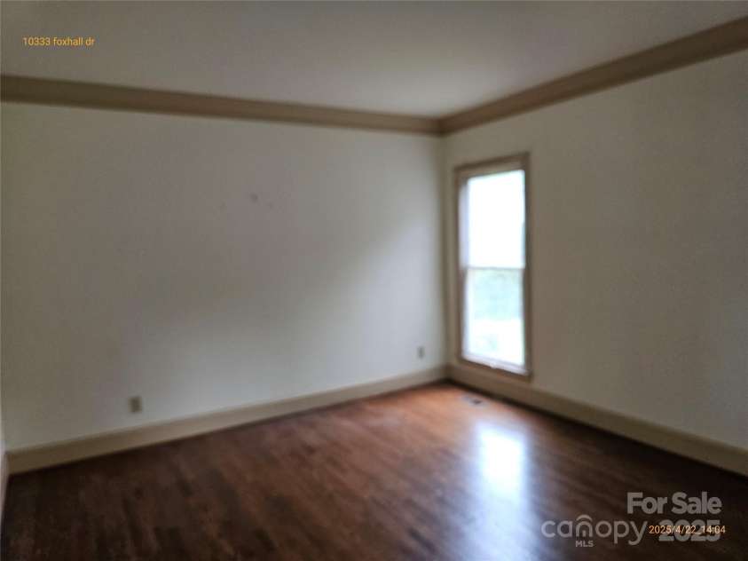 10333 Foxhall Drive, Charlotte, NC 28210.  MLS# CAR4250177, YatesRealty ID 17377. 