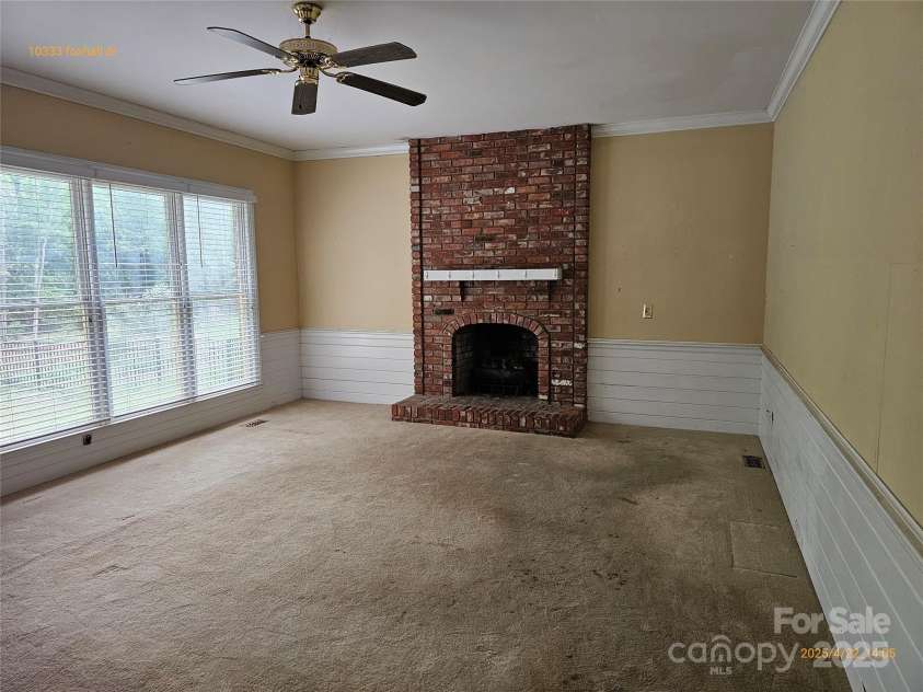 10333 Foxhall Drive, Charlotte, NC 28210.  MLS# CAR4250177, YatesRealty ID 17377. 