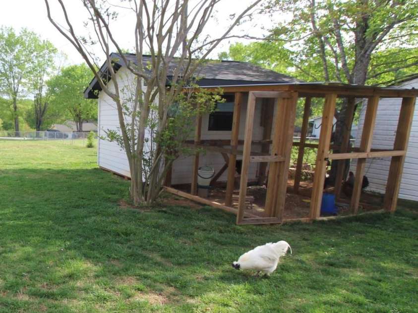 2555 Belshire Drive, Conover, NC 28613.  MLS# CAR4371202, YatesRealty ID 17377. 