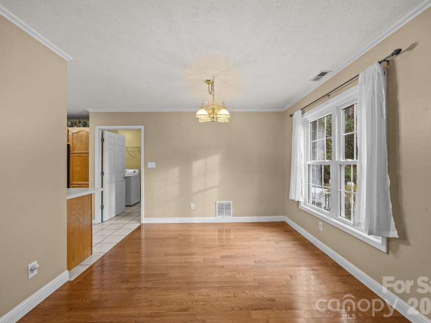 73 Waters Road, Asheville, NC 28805.  MLS# CAR4364687, YatesRealty ID 17378. 