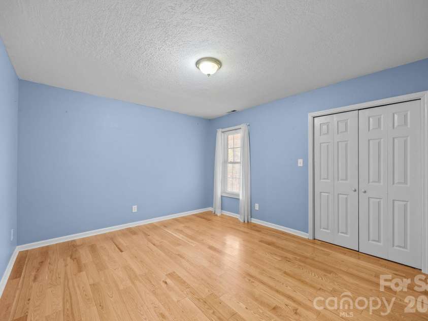 73 Waters Road, Asheville, NC 28805.  MLS# CAR4364687, YatesRealty ID 17378. 