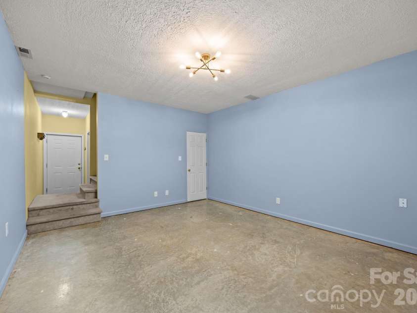 73 Waters Road, Asheville, NC 28805.  MLS# CAR4364687, YatesRealty ID 17378. 