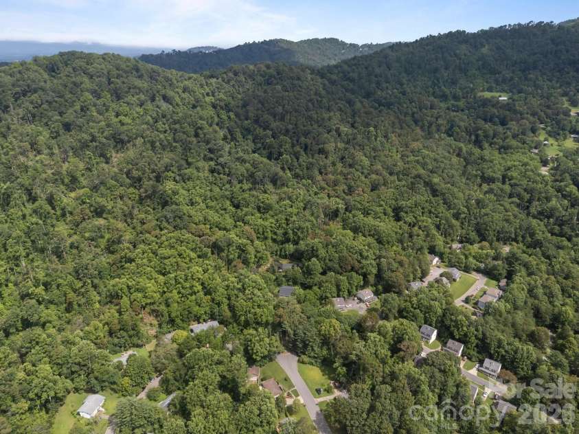 73 Waters Road, Asheville, NC 28805.  MLS# CAR4364687, YatesRealty ID 17378. 