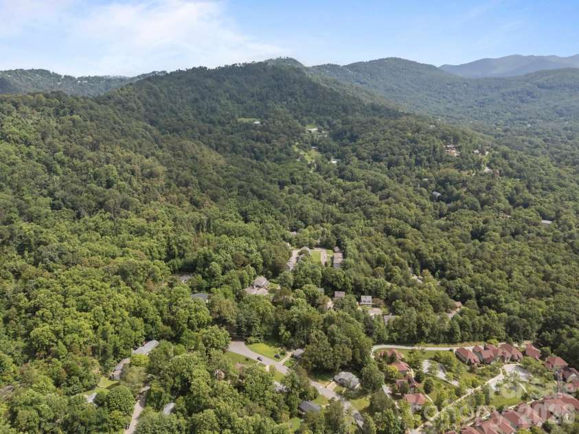 73 Waters Road, Asheville, NC 28805.  MLS# CAR4364687, YatesRealty ID 17378. 