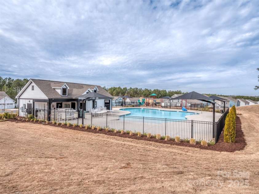 5220 Admirals Landing, Lancaster, SC 29720.  MLS# CAR4317733, YatesRealty ID 1738. 