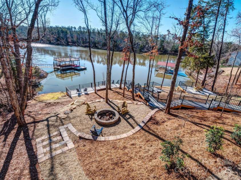 5220 Admirals Landing, Lancaster, SC 29720.  MLS# CAR4317733, YatesRealty ID 1738. 