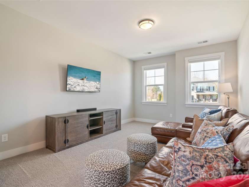 182 Walking Horse Trail, Davidson, NC 28036.  MLS# CAR4227421, YatesRealty ID 17380. 