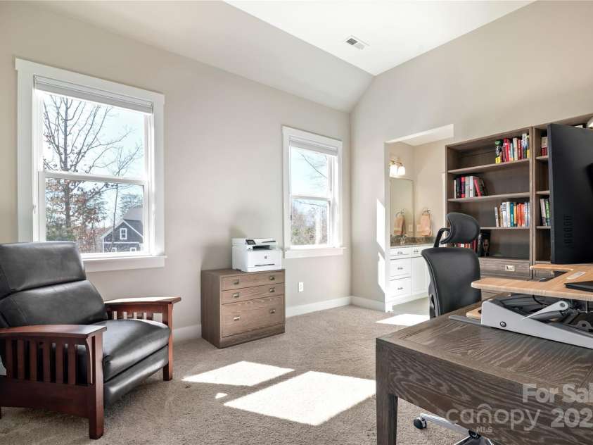 182 Walking Horse Trail, Davidson, NC 28036.  MLS# CAR4227421, YatesRealty ID 17380. 