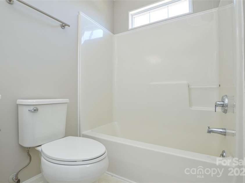 105 Woodsong Lane, Mooresville, NC 28117.  MLS# CAR4257956, YatesRealty ID 17381. 