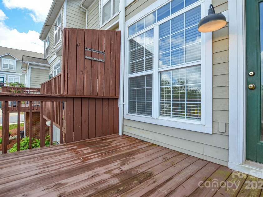 105 Woodsong Lane, Mooresville, NC 28117.  MLS# CAR4257956, YatesRealty ID 17381. 