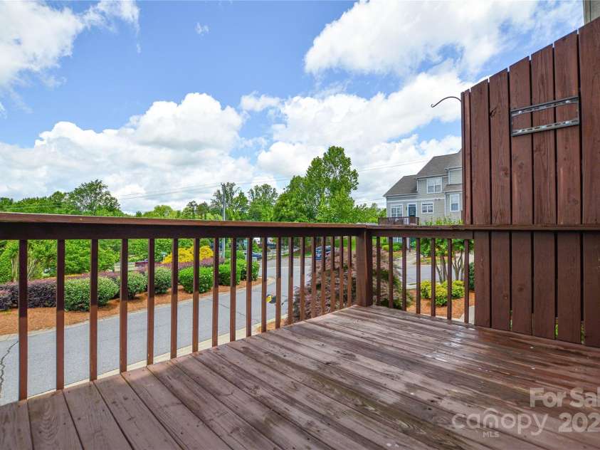 105 Woodsong Lane, Mooresville, NC 28117.  MLS# CAR4257956, YatesRealty ID 17381. 