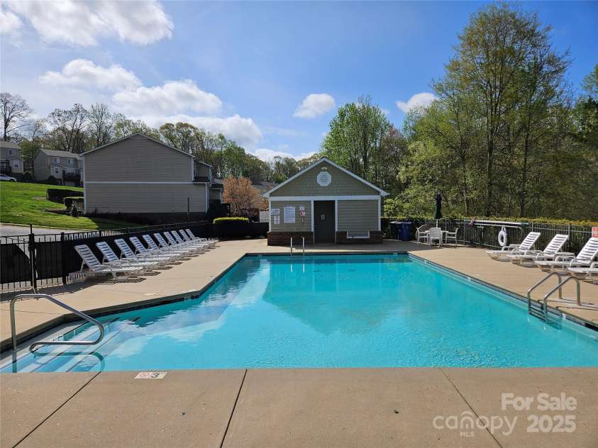 105 Woodsong Lane, Mooresville, NC 28117.  MLS# CAR4257956, YatesRealty ID 17381. 