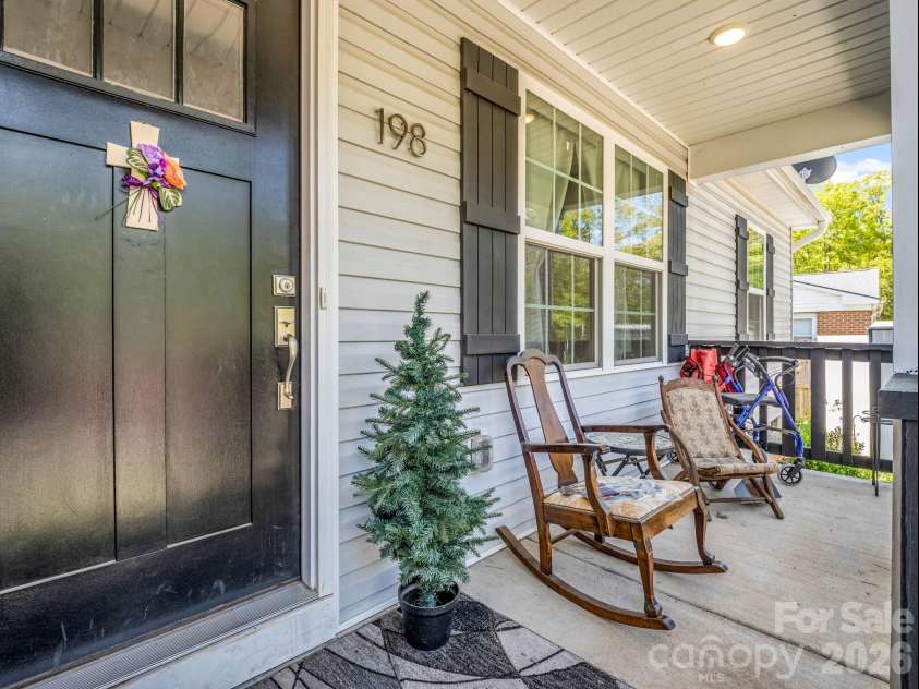 198 Parkland Drive, Forest City, NC 28043.  MLS# CAR4367380, YatesRealty ID 17381. 