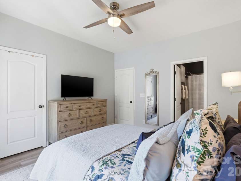 13928 Cinnabar Place, Huntersville, NC 28078.  MLS# CAR4373136, YatesRealty ID 17382. 
