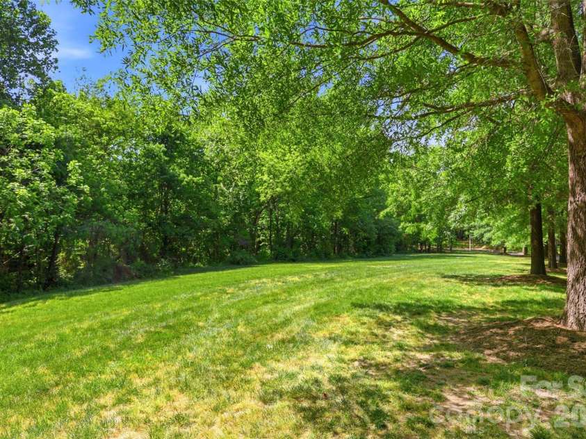 13928 Cinnabar Place, Huntersville, NC 28078.  MLS# CAR4373136, YatesRealty ID 17382. 