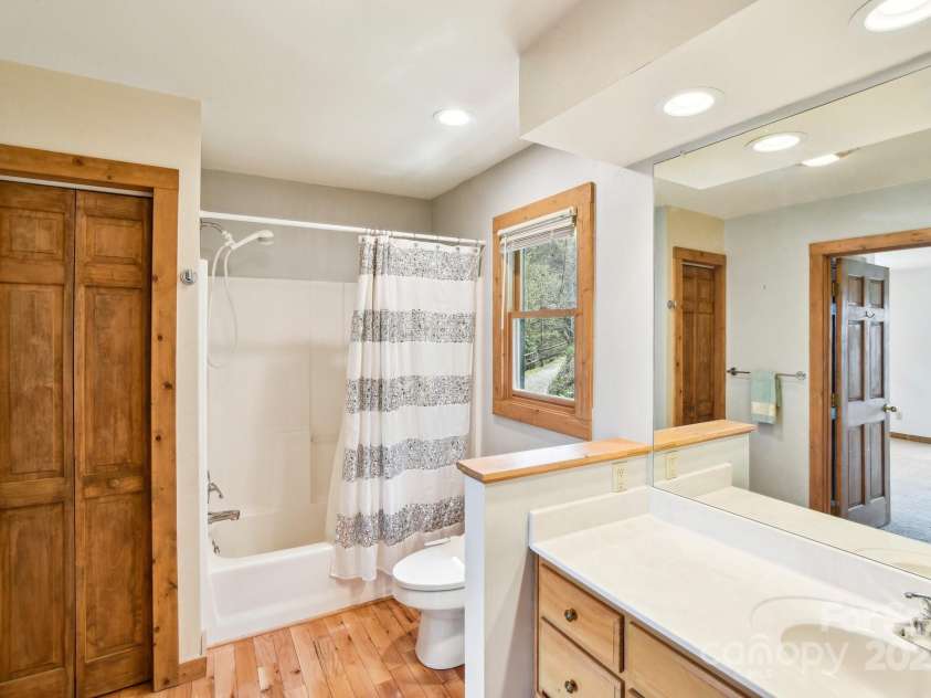 1426 Setzer Cove Road, Maggie Valley, NC 28751.  MLS# CAR4249259, YatesRealty ID 17382. 