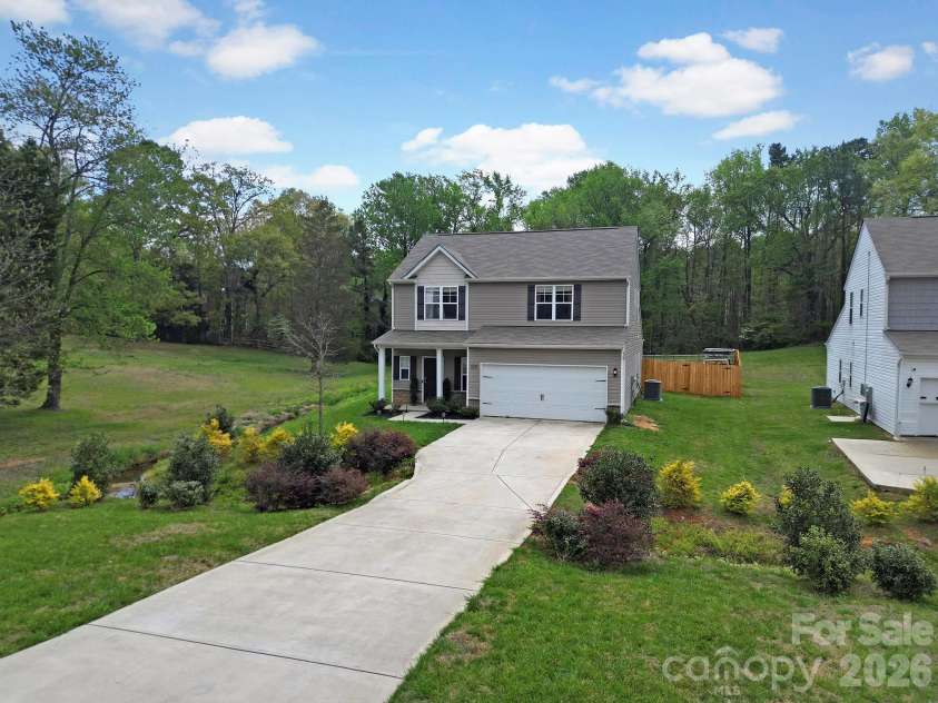 12120 Plover Drive, Charlotte, NC 28269.  MLS# CAR4366477, YatesRealty ID 17383. 