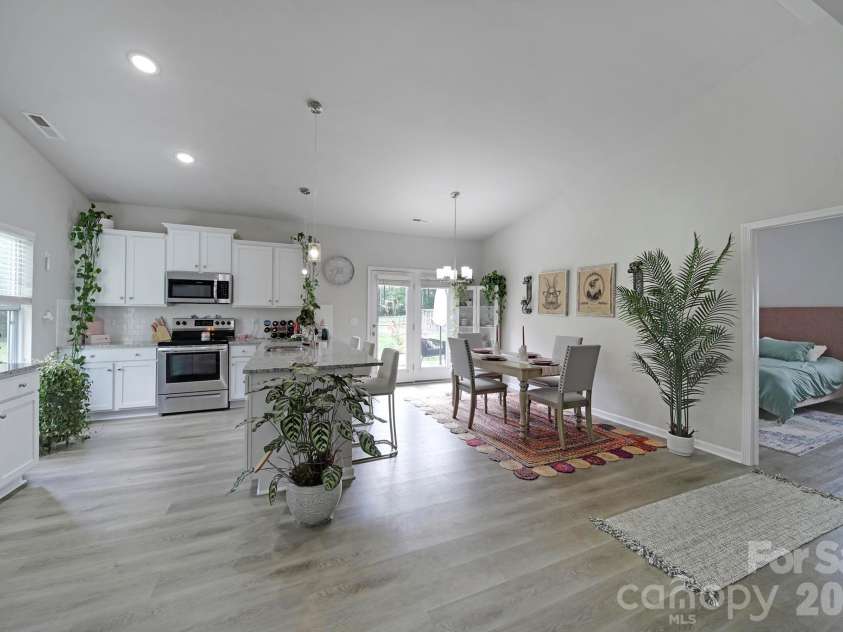 12120 Plover Drive, Charlotte, NC 28269.  MLS# CAR4366477, YatesRealty ID 17383. 