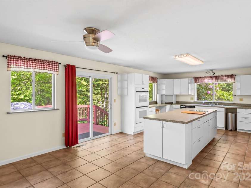 51 Chastain Hill Road, Mills River, NC 28759.  MLS# CAR4252260, YatesRealty ID 17383. 